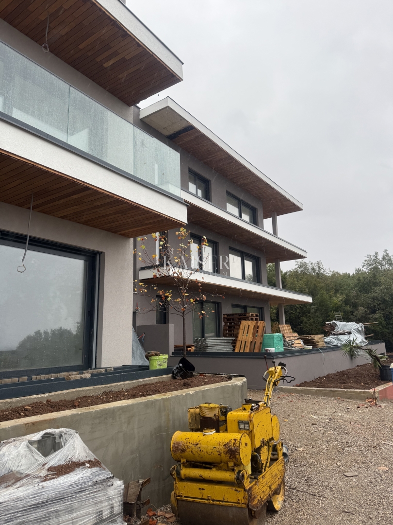Appartamento Bivio, Rijeka, 134m2