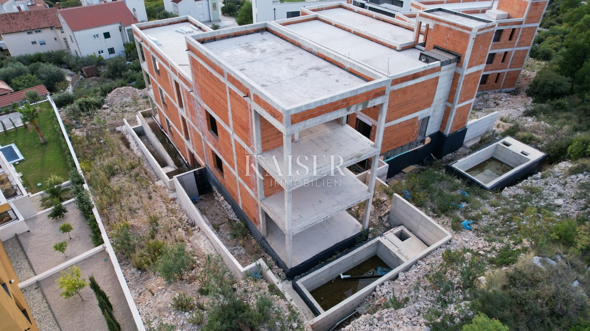 Spazioso appartamento (S1) al piano terra con giardino privato, Mandalina - Šibenik