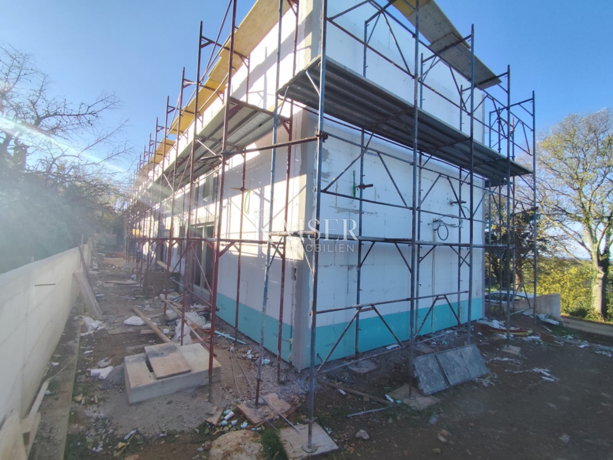 Istria, Parenzo - casa moderna con giardino e 3 camere da letto