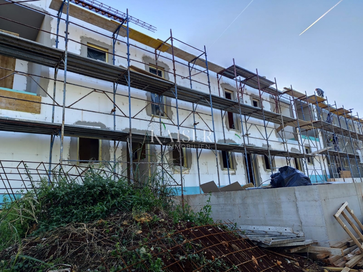 Istria, Parenzo - casa moderna con giardino e 3 camere da letto