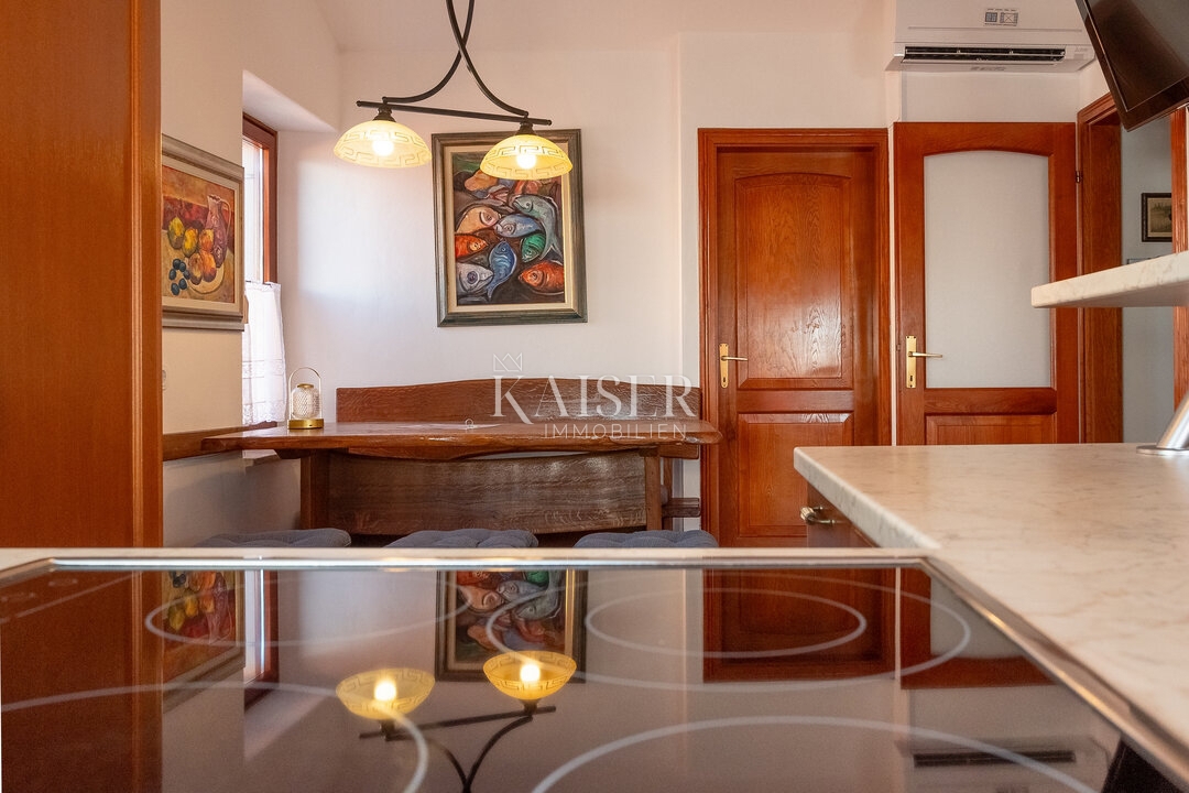 Istria, Rovigno - appartamento 63m2 con vista mare nel centro storico