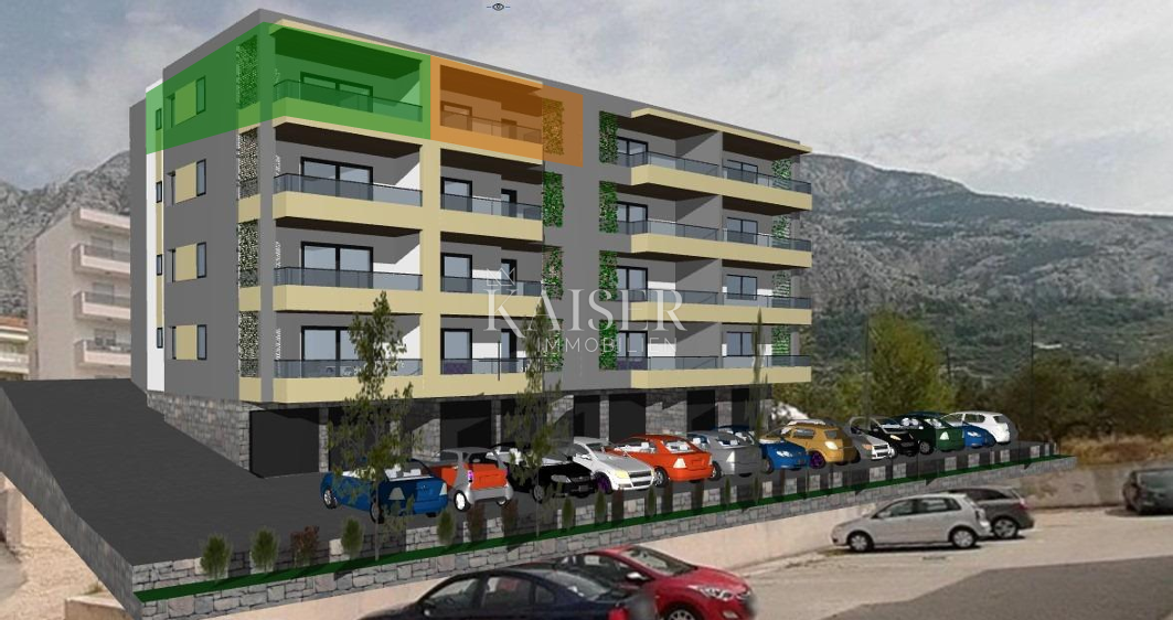 Moderno appartamento con due camere da letto e ampia loggia nel cuore di Makarska
