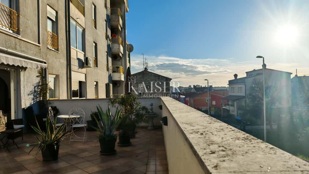 Appartamento Pula, 156,53m2