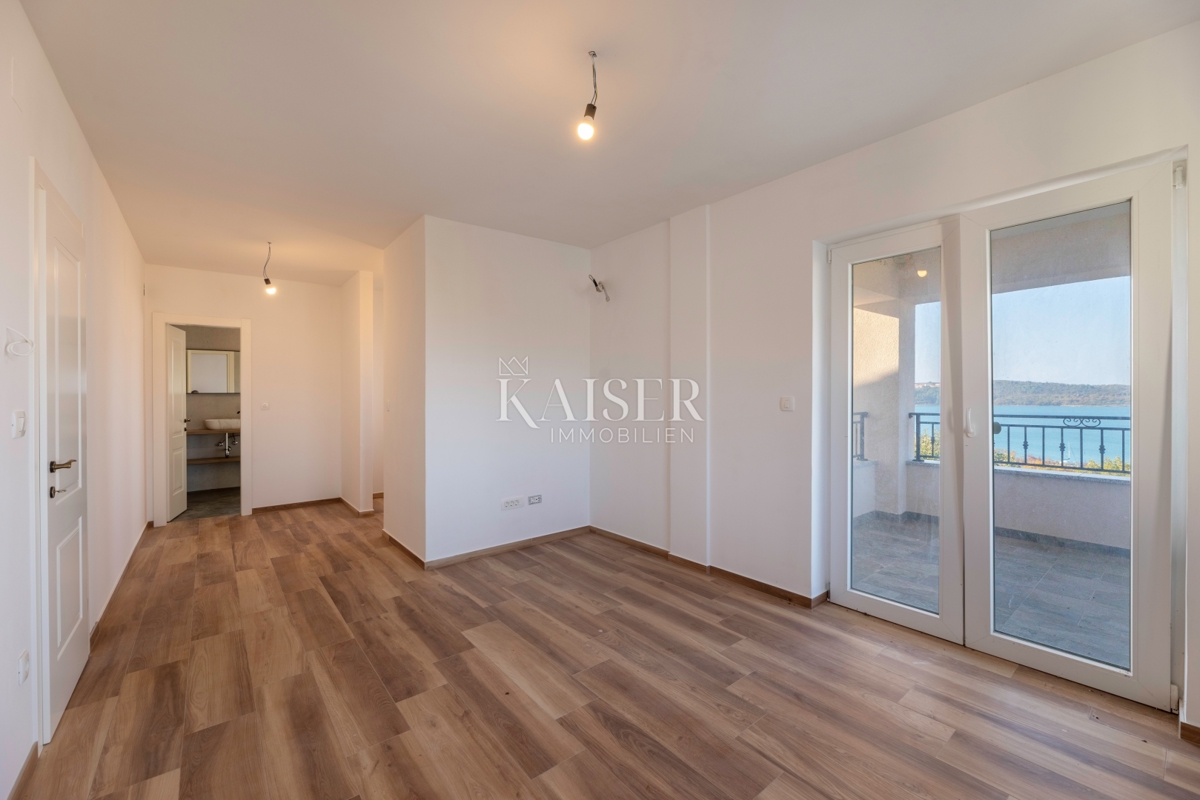 Casa Klimno, Dobrinj, 266m2