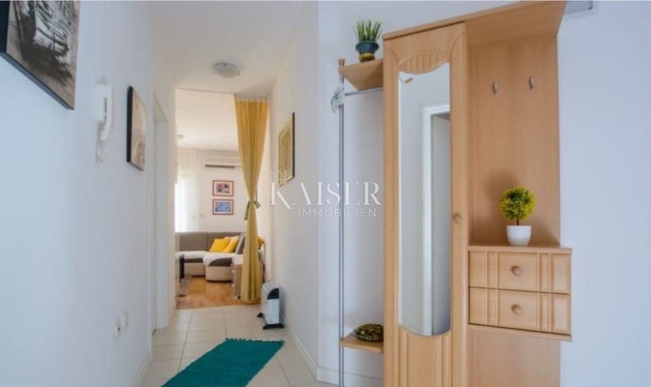 Trogir, Ciovo - appartamento 47 m2 con vista mare