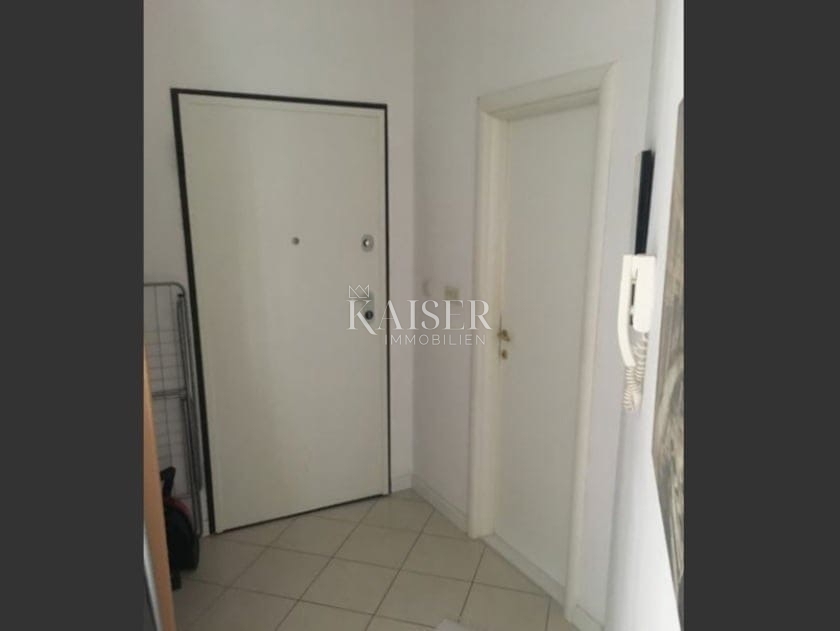 Trogir, Ciovo - appartamento 47 m2 con vista mare