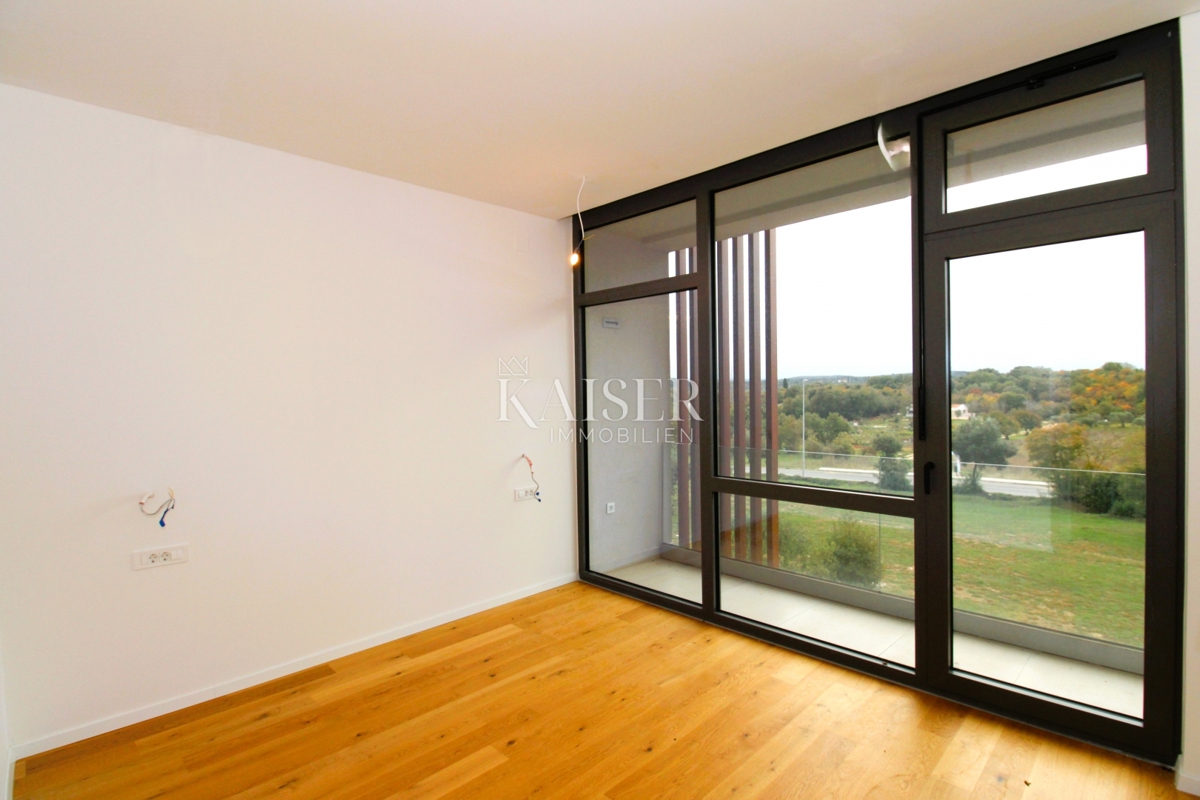 Istria, Rovigno - appartamento moderno a due piani di 118 m2 con garage