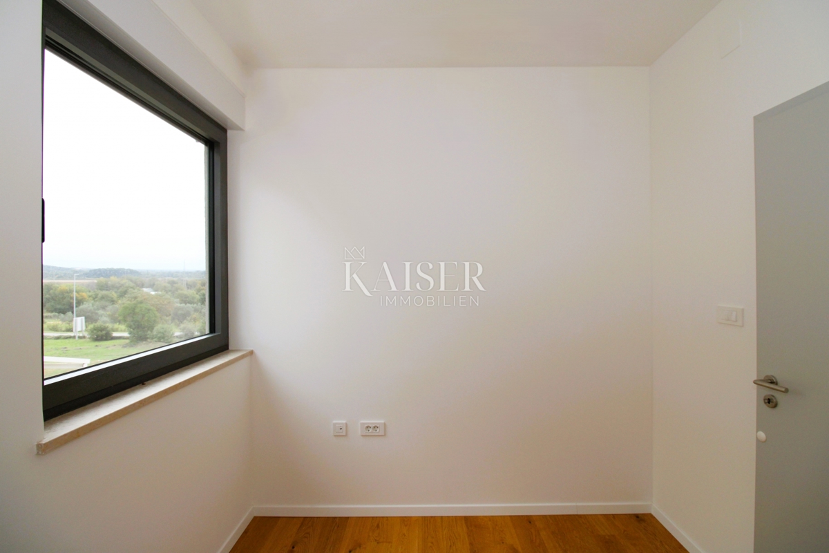 Istria, Rovigno - appartamento moderno a due piani di 118 m2 con garage