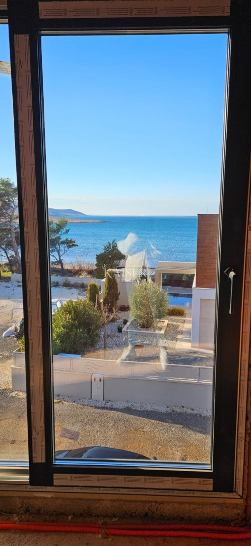 Zara, Rovanjska - Appartamento con vista mare, a 50 metri dalla spiaggia