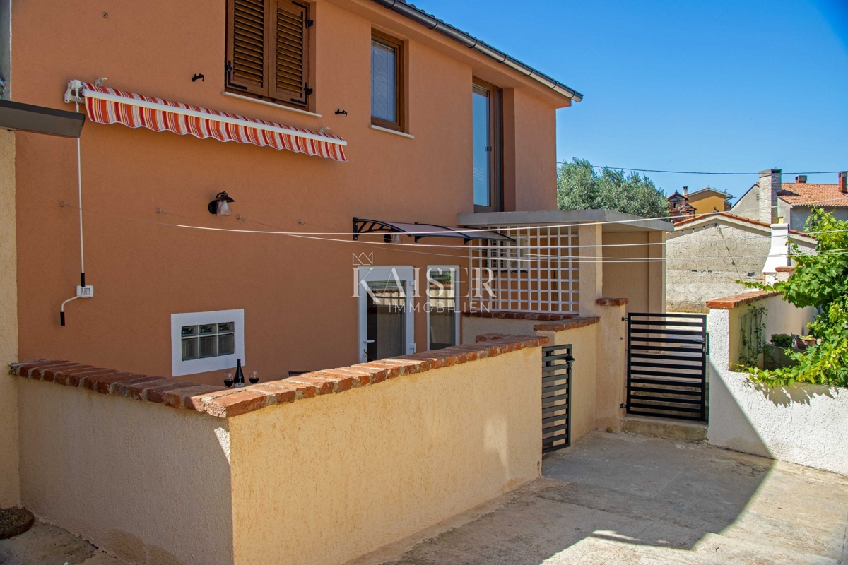 Istria, Vinkuran - casa bifamiliare con vista mare