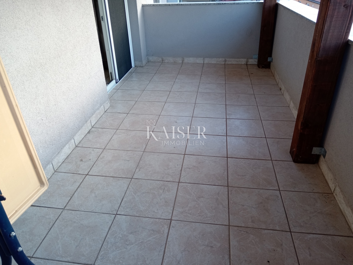 Istria - Medolino, appartamento al 1° piano con ampia terrazza e bella disposizione