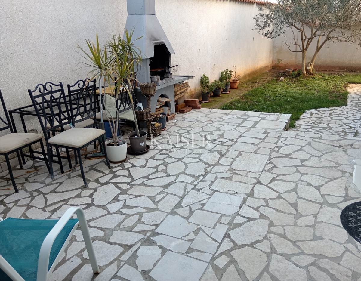 Istria - Medolino, appartamento al 1° piano con ampia terrazza e bella disposizione