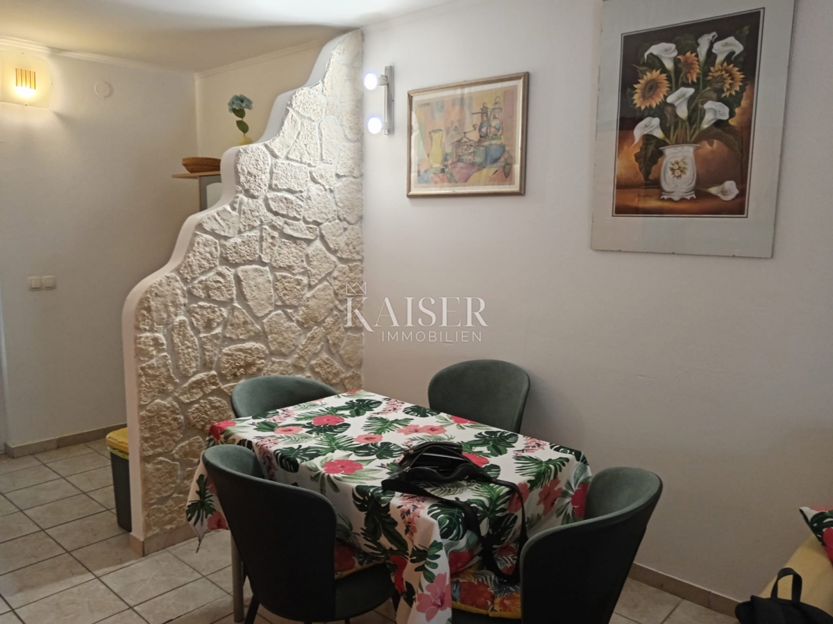 Istria - Medolino, appartamento al 1° piano con ampia terrazza e bella disposizione