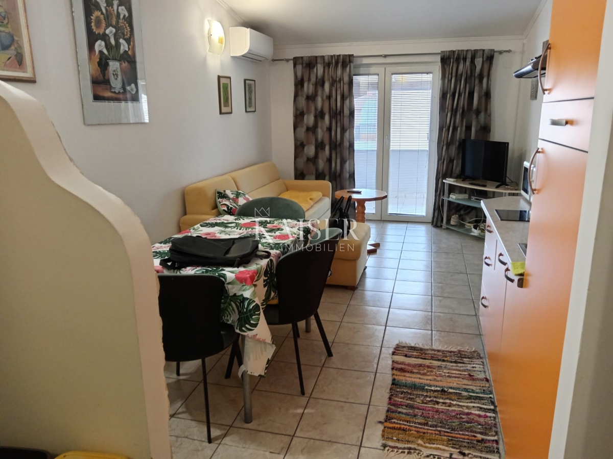 Istria - Medolino, appartamento al 1° piano con ampia terrazza e bella disposizione