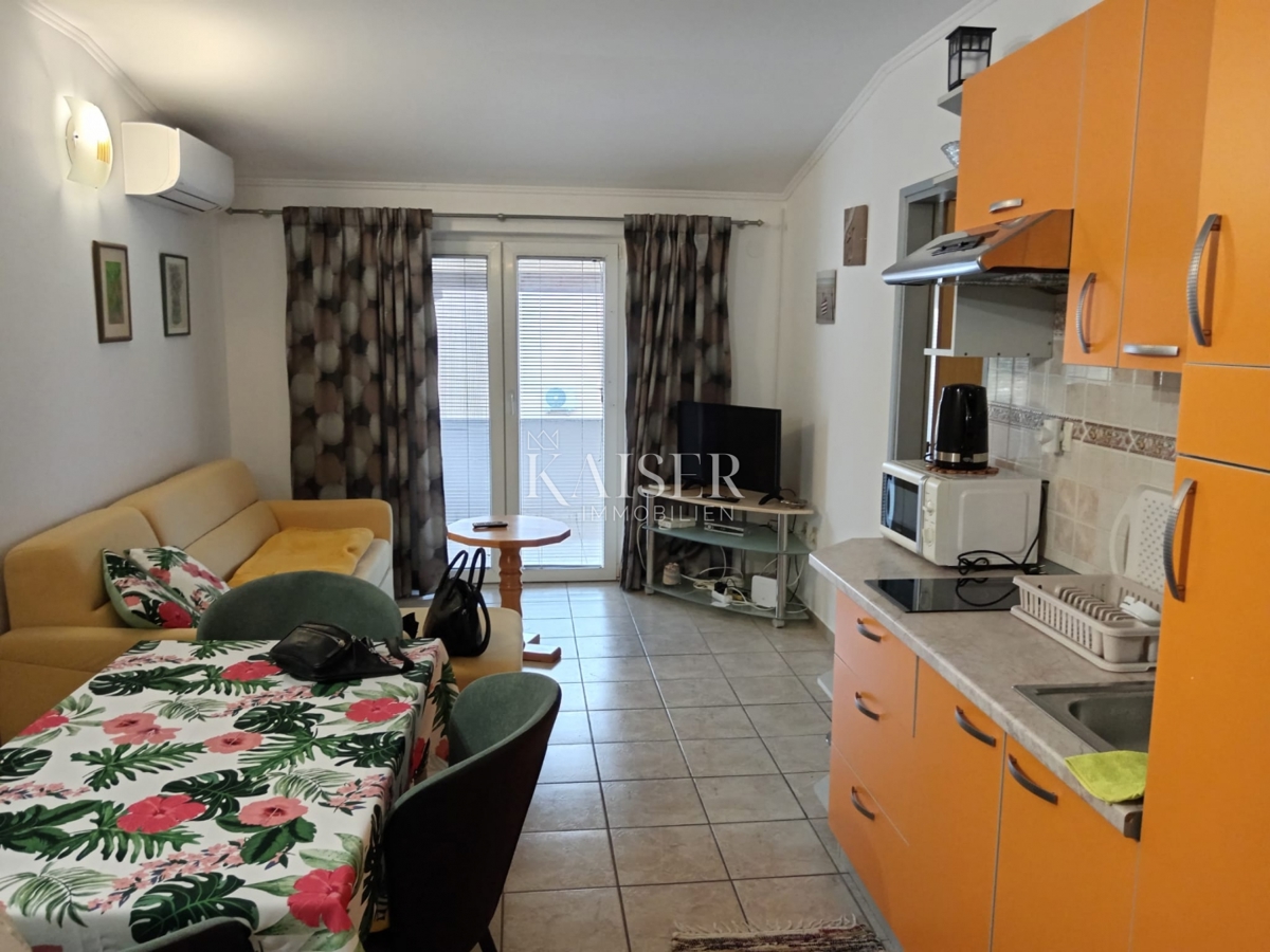 Istria - Medolino, appartamento al 1° piano con ampia terrazza e bella disposizione