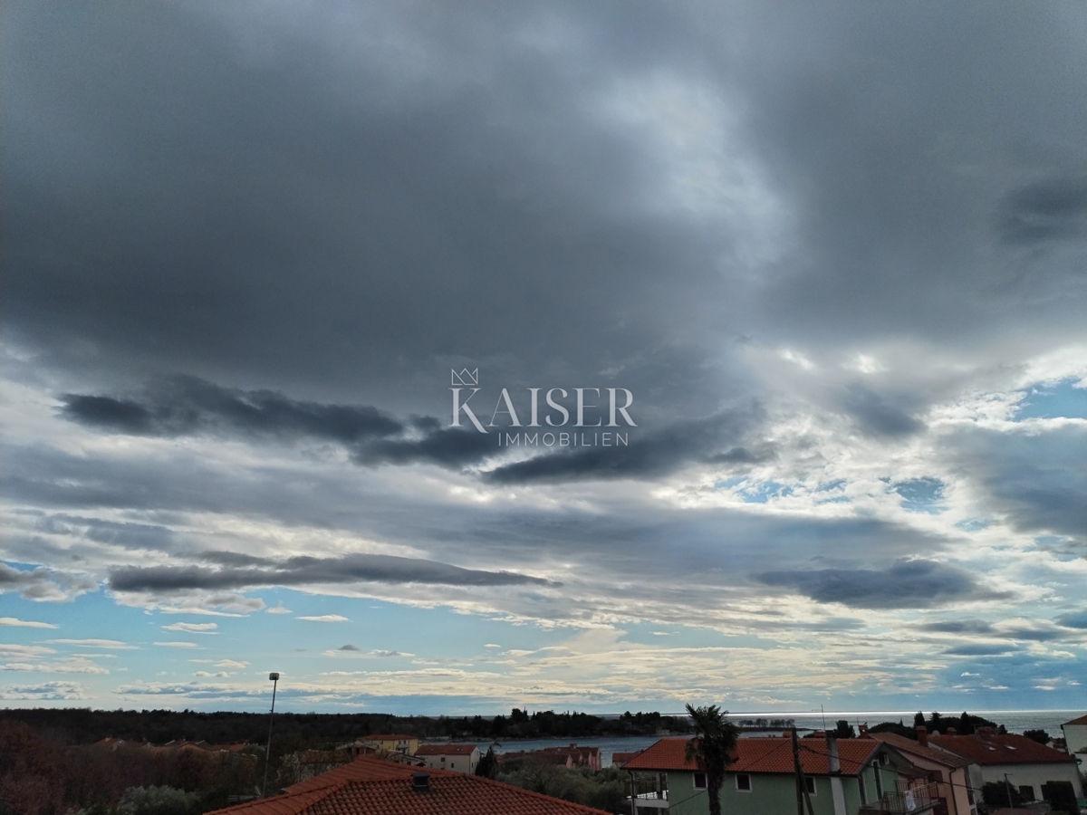 Istria, zona Umago, appartamento 71m2, vista mare
