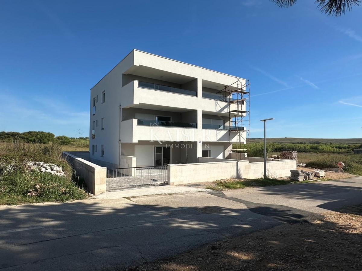 Attico Povljana con vista mare S6