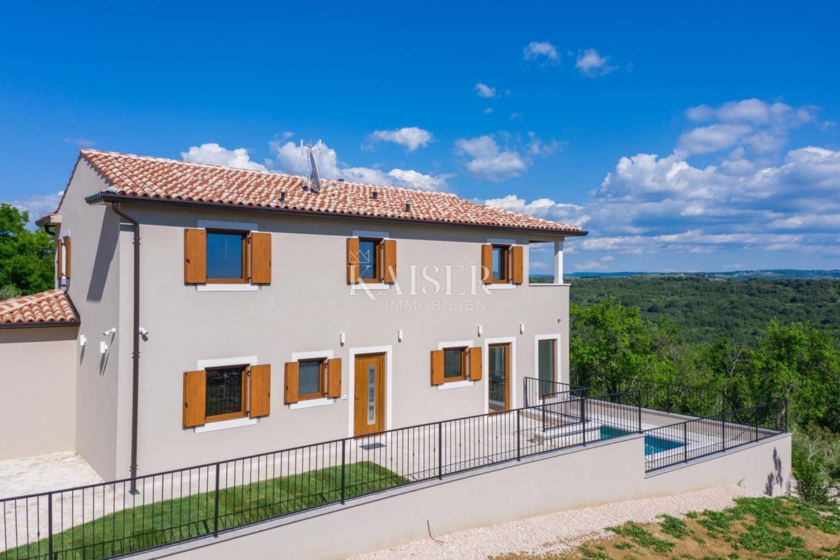 Istria, Buie - Casa 150m2 con piscina e vista mare