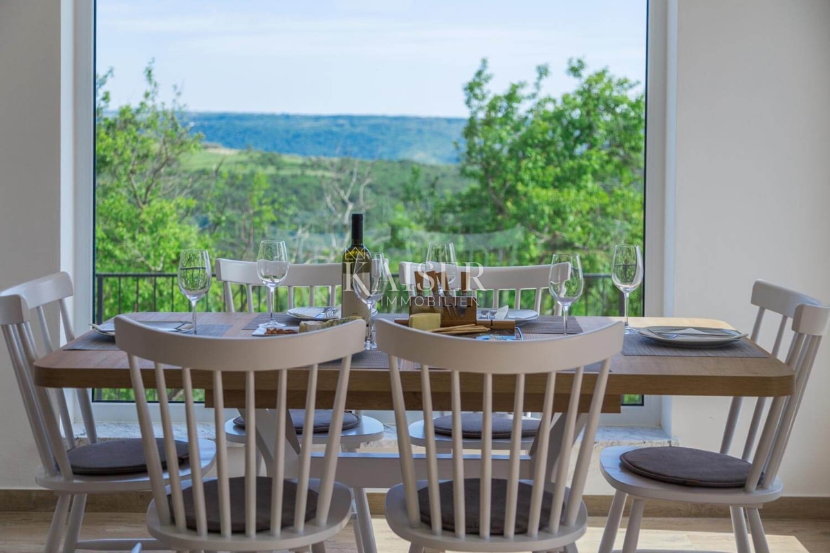 Istria, Buie - Casa 150m2 con piscina e vista mare