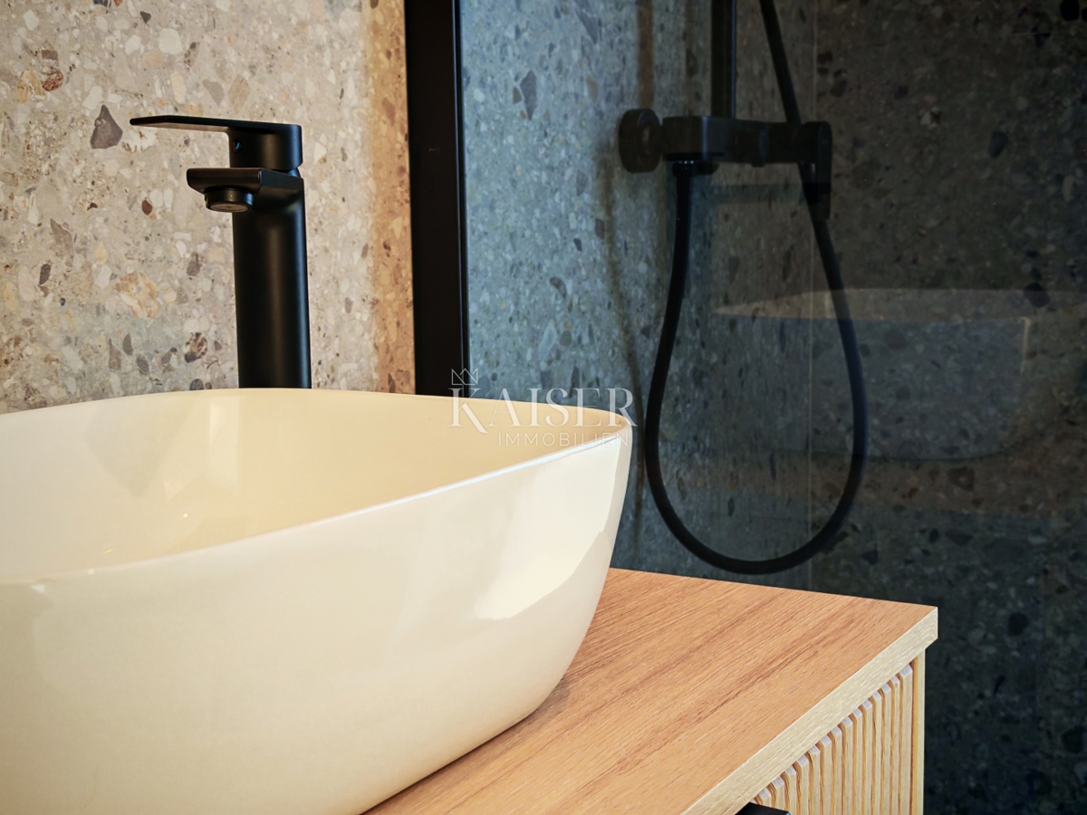 Istria, Banjole - moderno appartamento di 60 m2 a soli 250 m dal mare