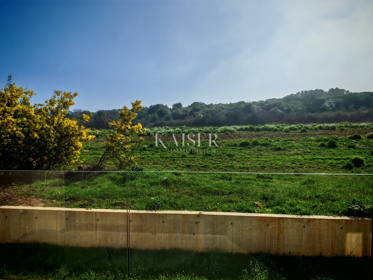 Istria, Banjole - moderno appartamento di 60 m2 a soli 250 m dal mare