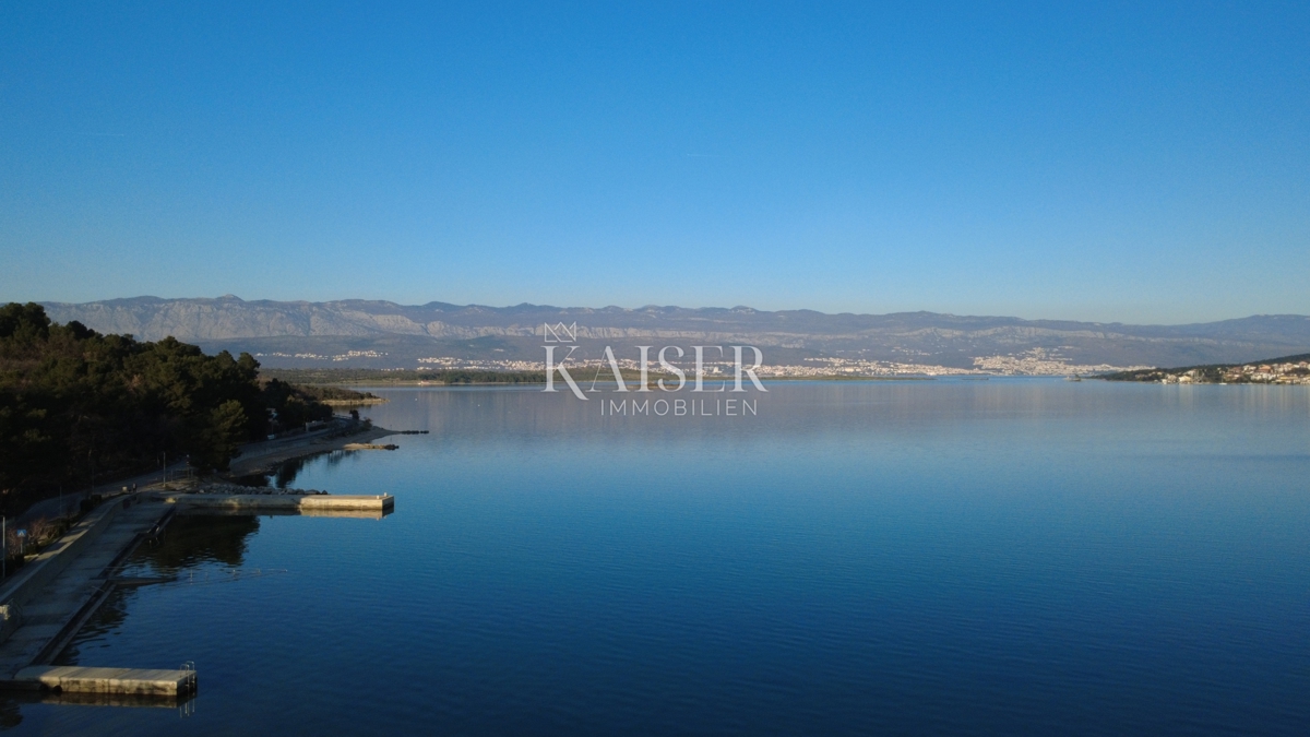 Isola di Krk, Čižići - appartamento con due camere da letto 55m2, a soli 60m dal mare