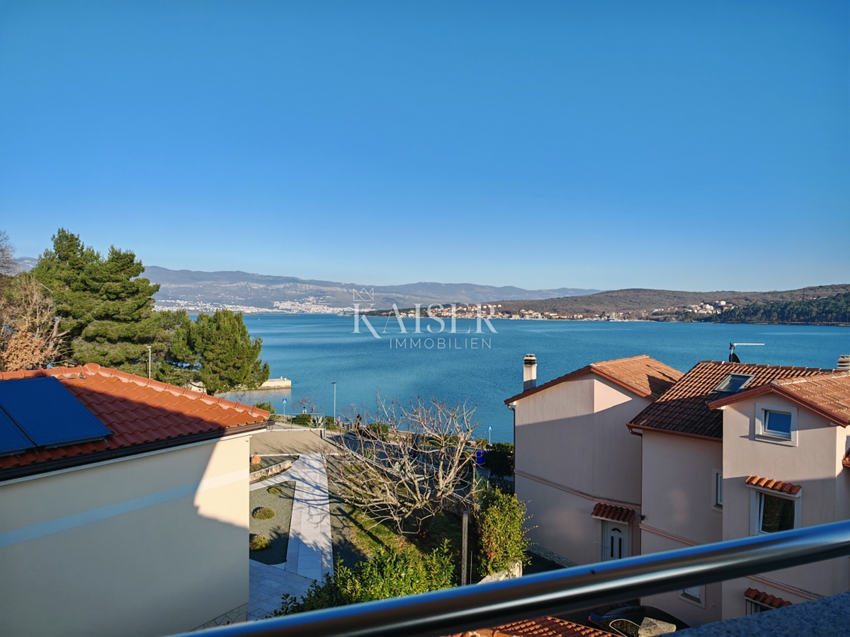 Isola di Krk, Čižići - appartamento con due camere da letto 55m2, a soli 60m dal mare