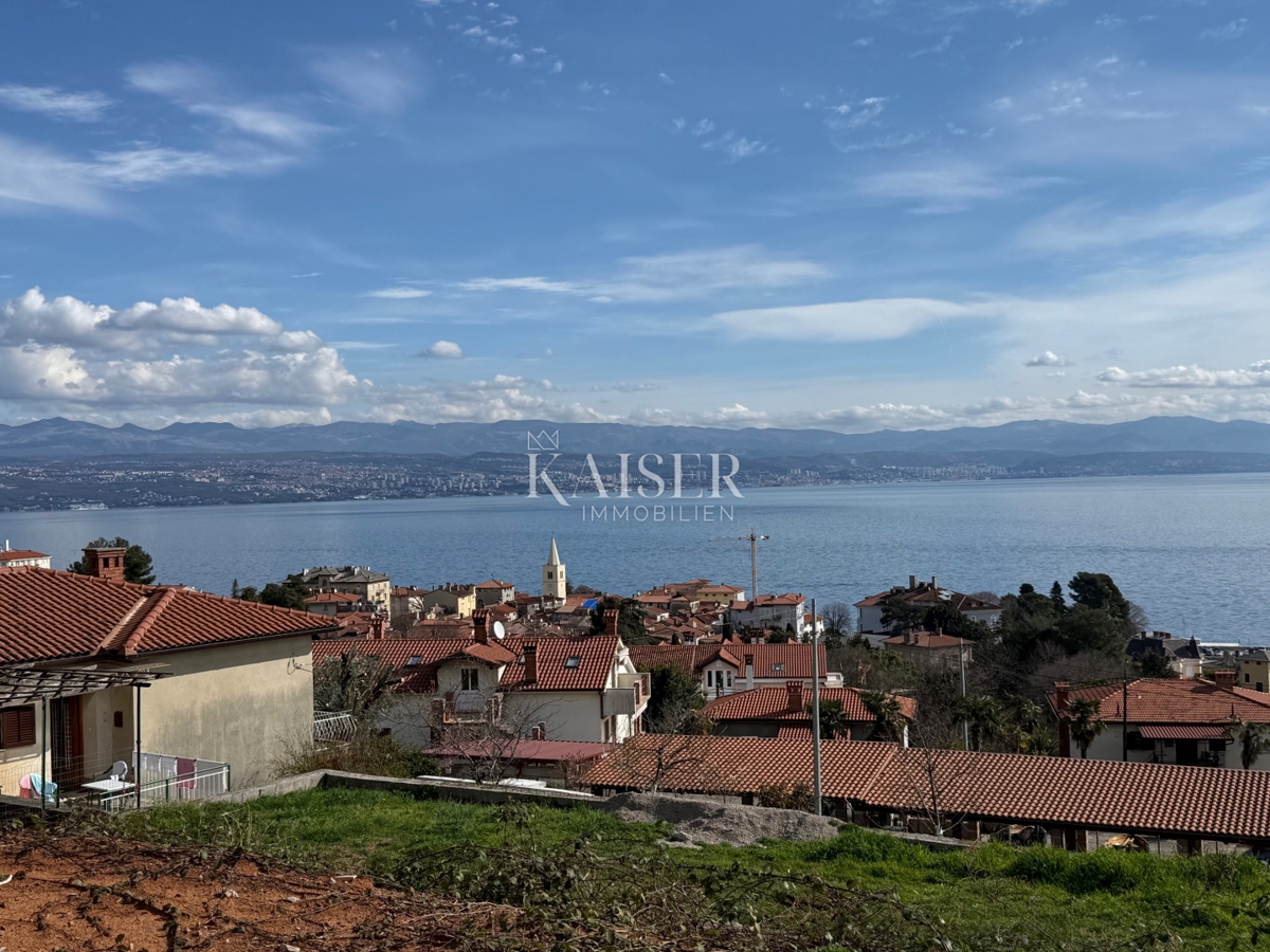 Opatija, Lovran - appartamento in un edificio nuovo con una splendida vista e giardino