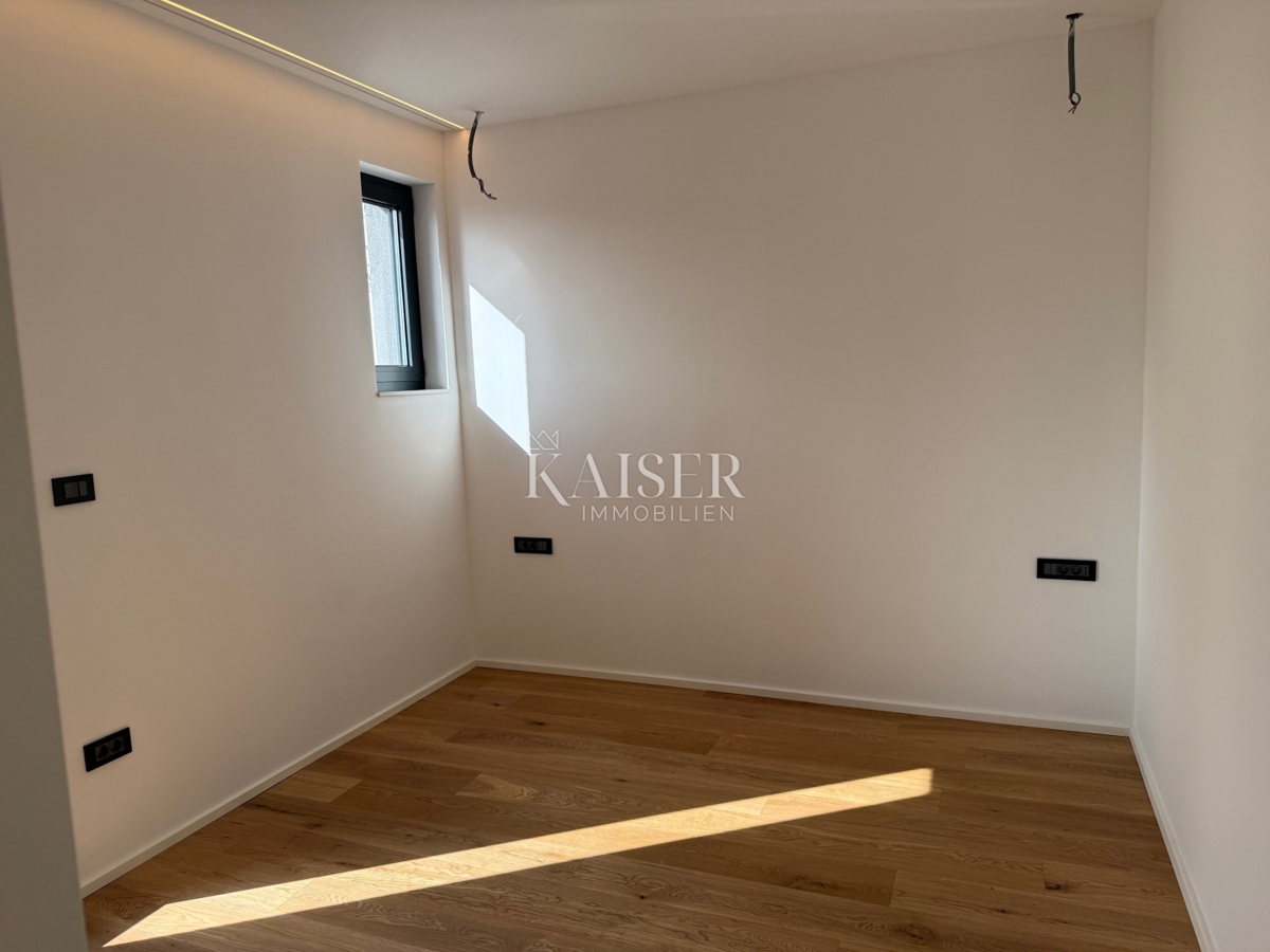 Opatija, Lovran - appartamento in un edificio nuovo con una splendida vista e giardino