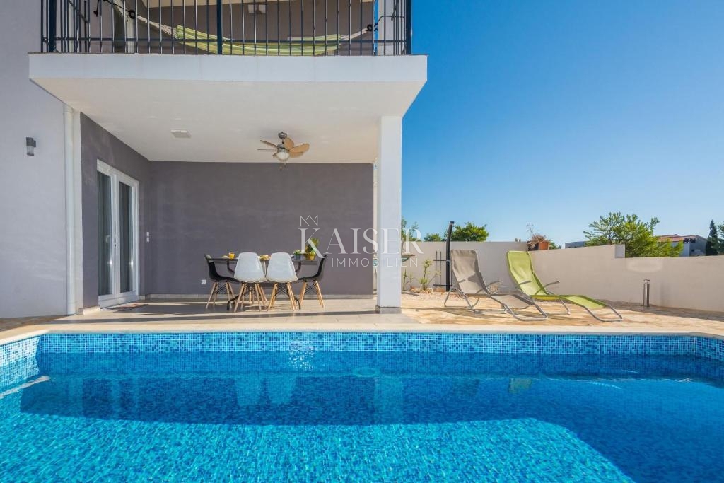 Zara, Vir - villa di 88 m2 con vista mare