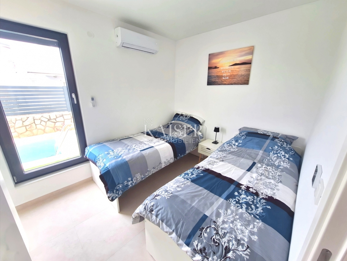 Isola di Krk, Omišalj - appartamento moderno di 67 m2 a soli 250 m dal mare