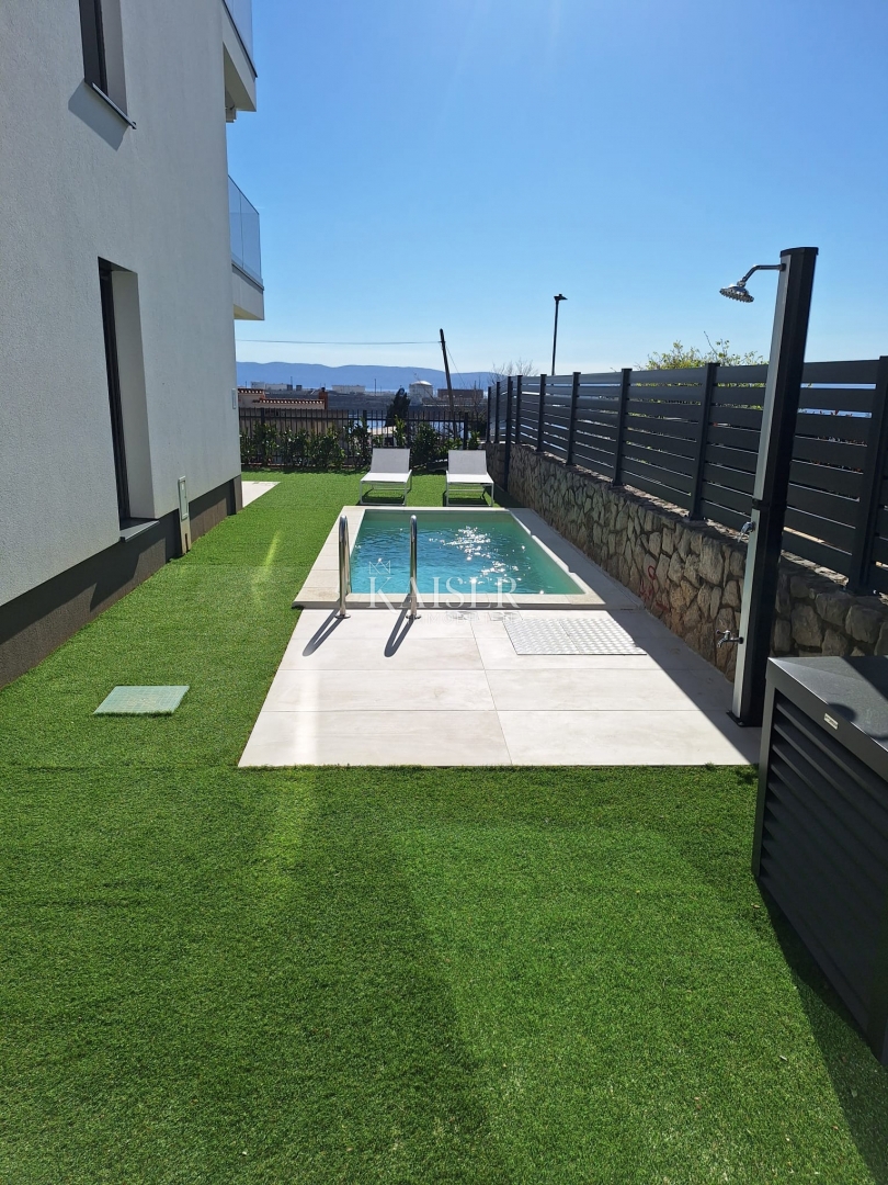 Isola di Krk, Omišalj - appartamento moderno di 67 m2 a soli 250 m dal mare