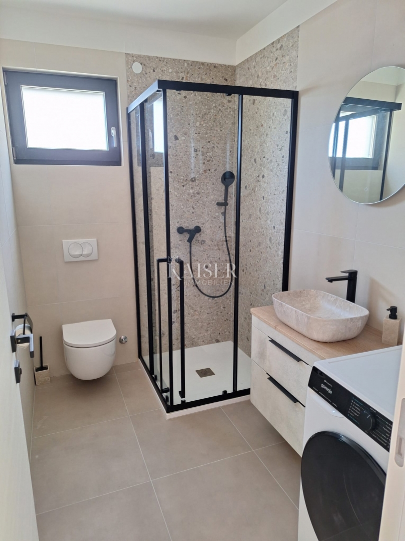 Isola di Krk, Omišalj - appartamento moderno di 67 m2 a soli 250 m dal mare