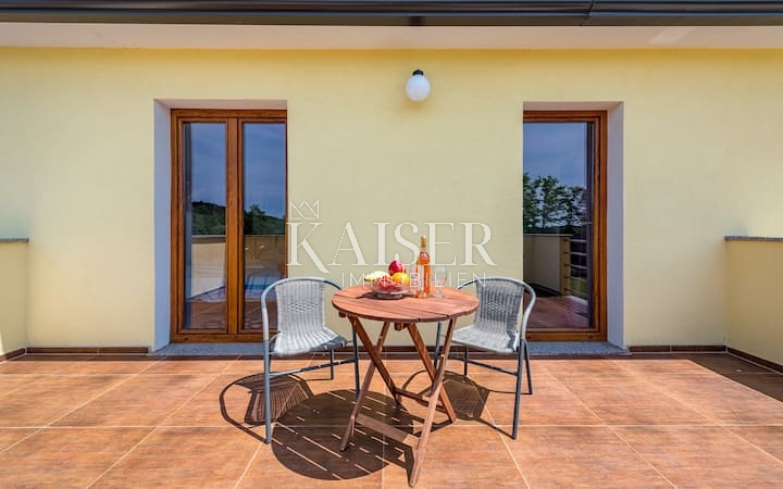 Casa Trviž, Pazin - Okolica, 300m2