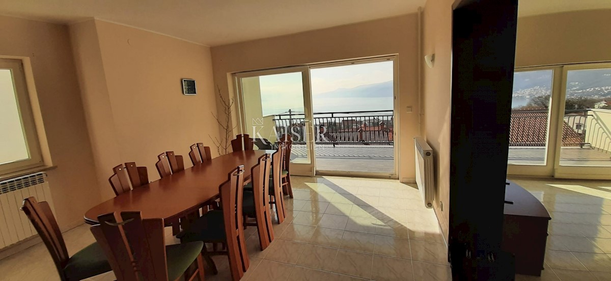 Rijeka, Martinkovac - appartamento 204m2 con vista mare