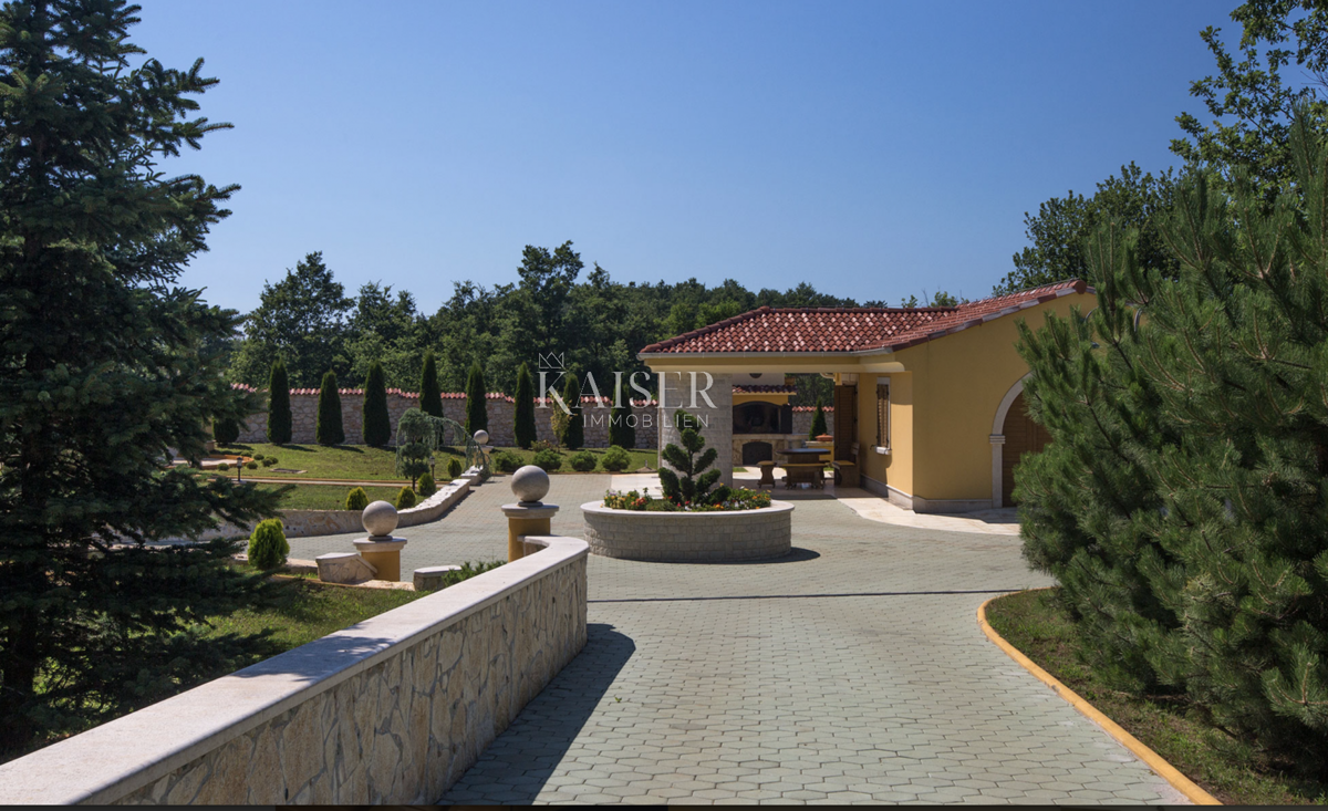 Istria, Pazin - proprietà unica, 42000 m2