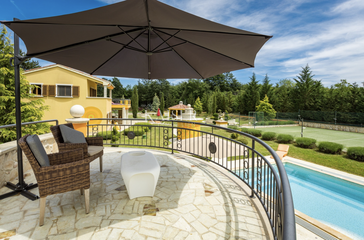 Istria, Pazin - proprietà unica, 42000 m2