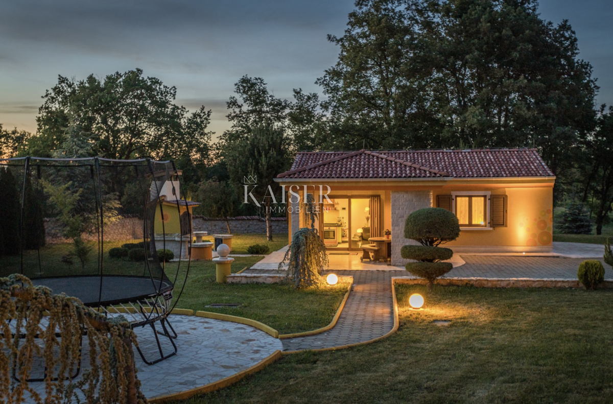 Istria, Pazin - proprietà unica, 42000 m2