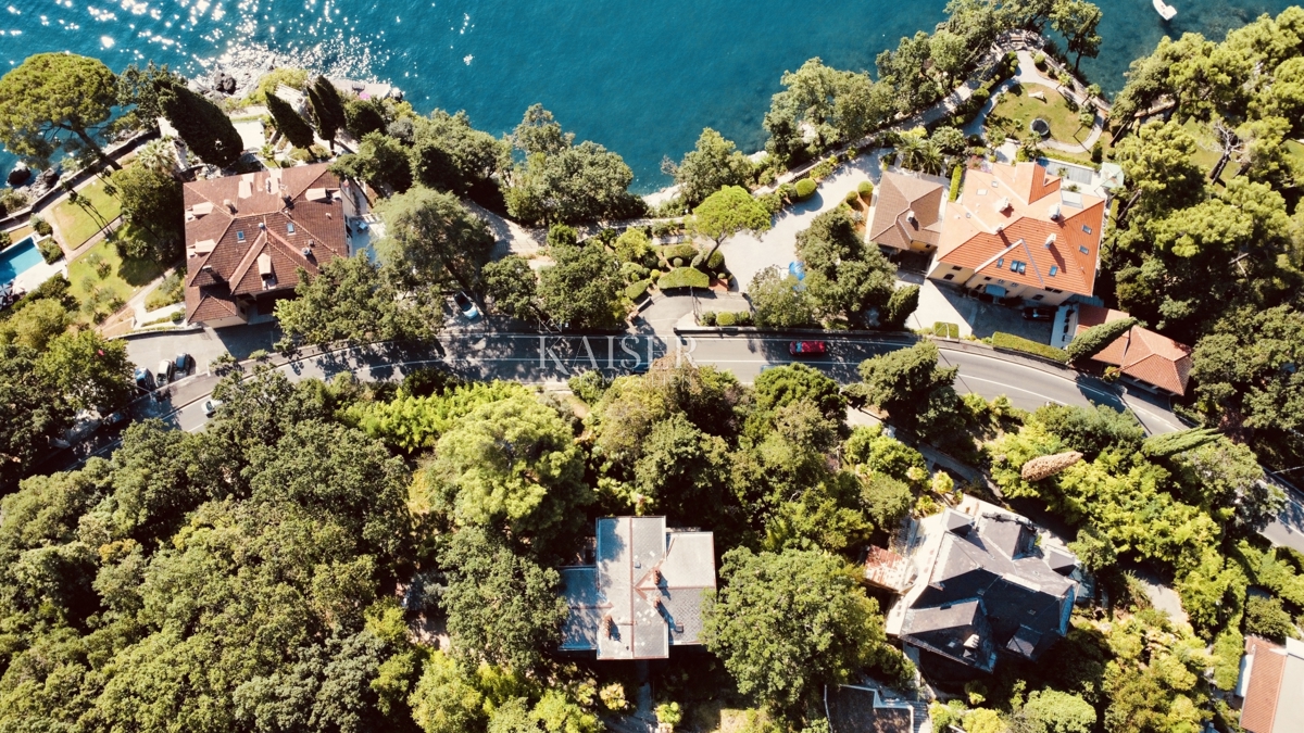 Opatija – Appartamento al piano terra di una villa austro-ungarica, 2a fila al mare