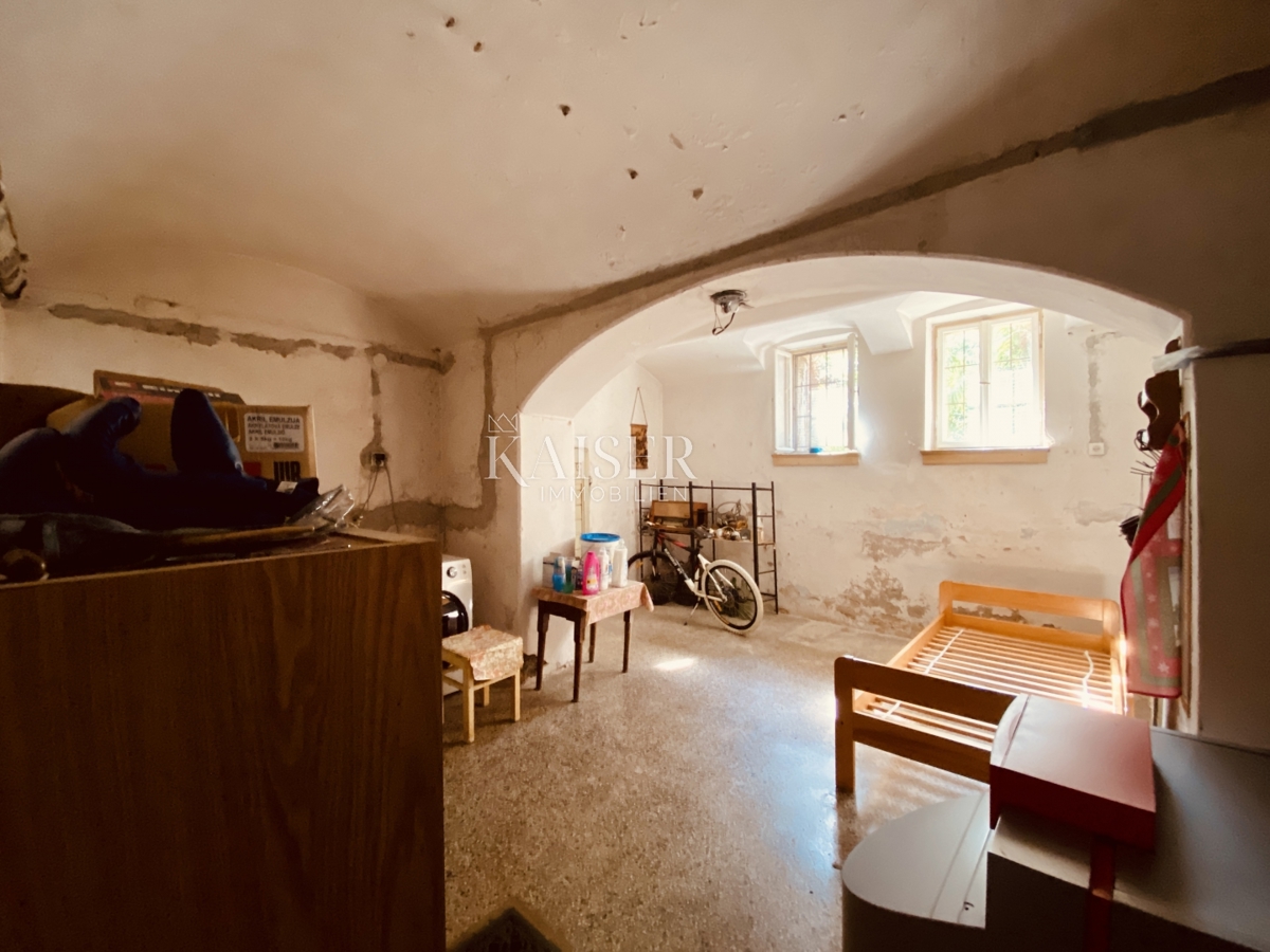 Opatija – Appartamento al piano terra di una villa austro-ungarica, 2a fila al mare