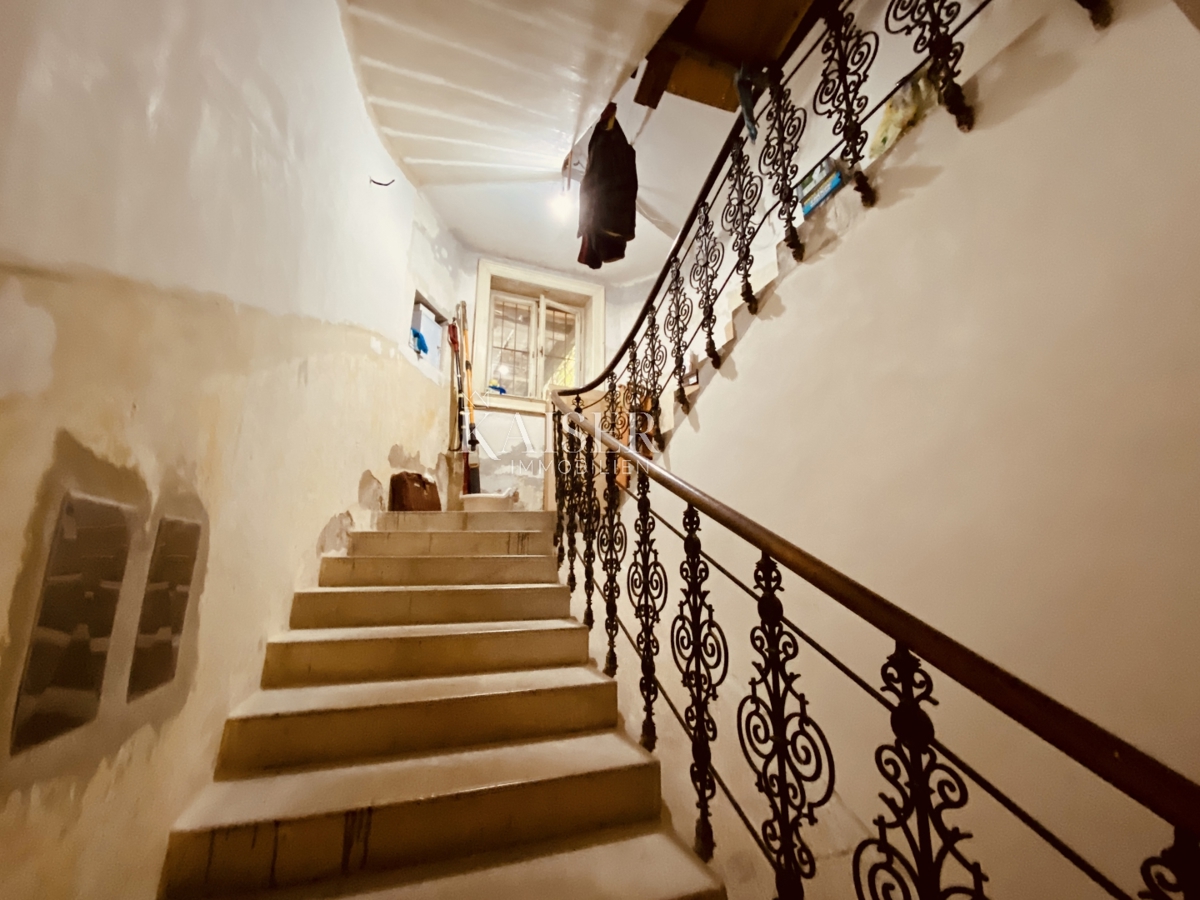 Opatija – Appartamento al piano terra di una villa austro-ungarica, 2a fila al mare