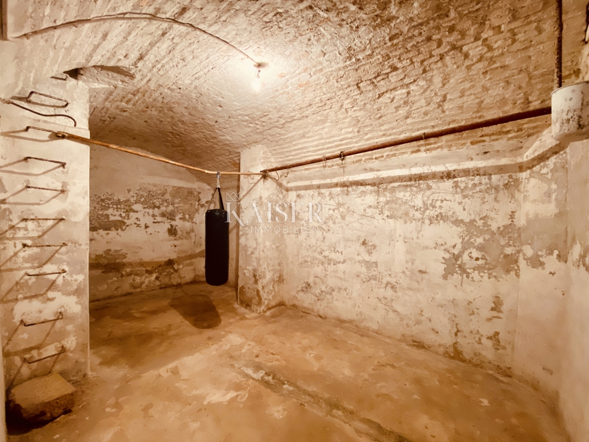 Opatija – Appartamento al piano terra di una villa austro-ungarica, 2a fila al mare
