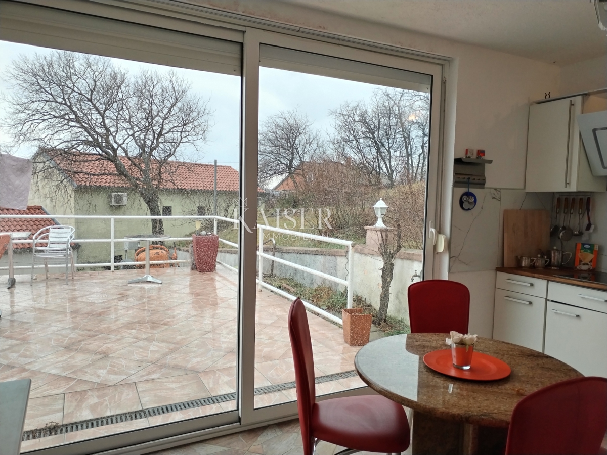 Jadranovo, casa indipendente in una splendida posizione