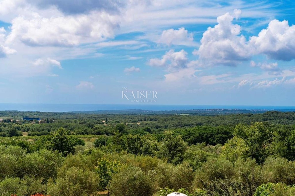 Istria, Visignano, casa con piscina e bellissima vista sul mare