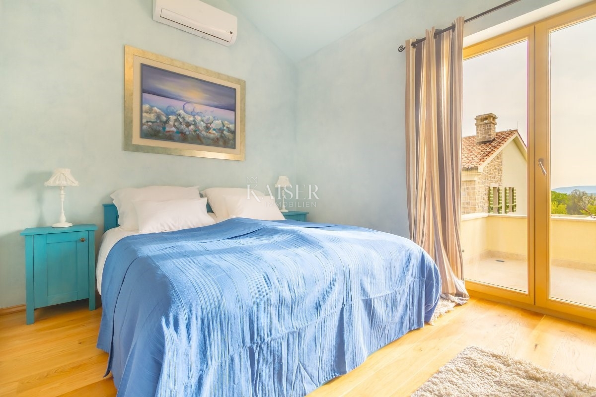 Isola di Krk, Dobrinj, dintorni - villa di lusso 180m2