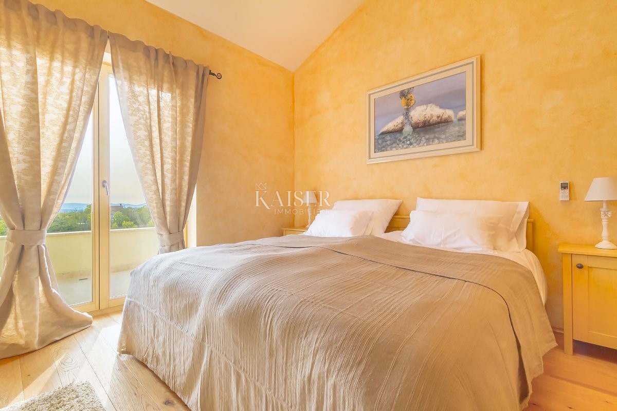 Isola di Krk, Dobrinj, dintorni - villa di lusso 180m2
