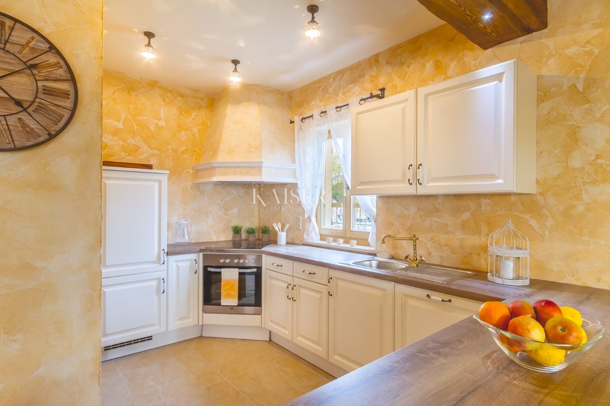 Isola di Krk, Dobrinj, dintorni - villa di lusso 180m2