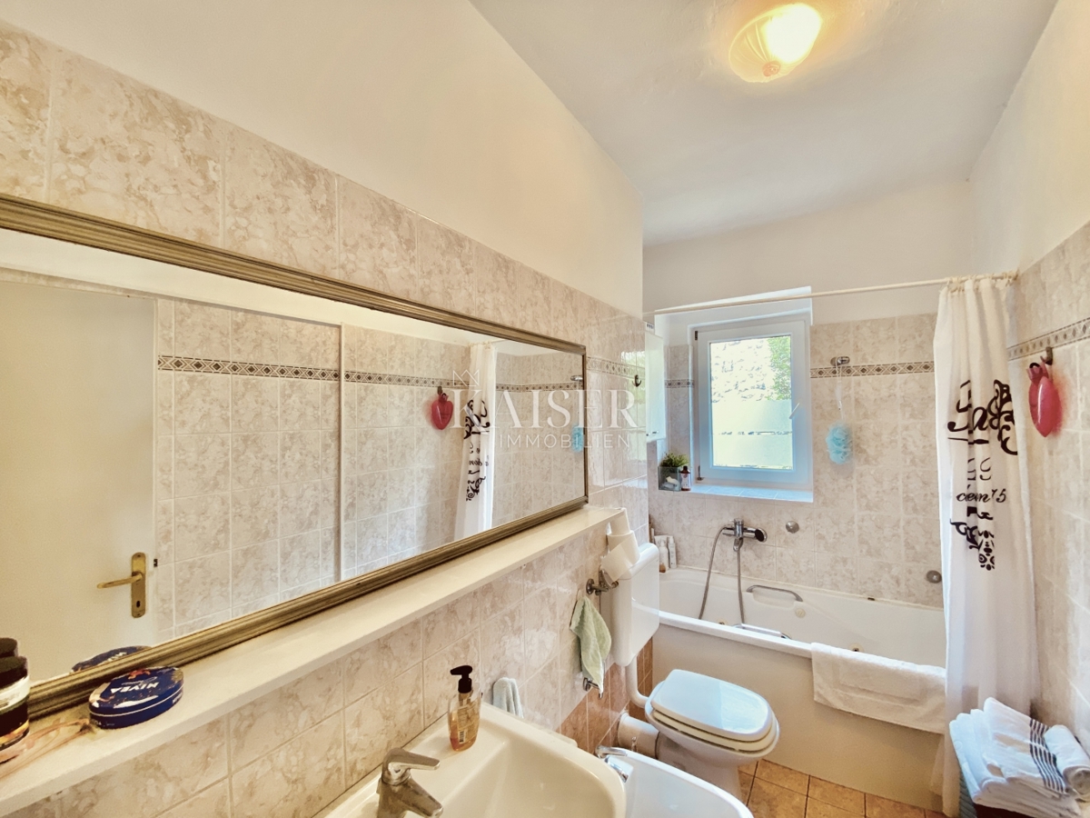 Abbazia – Possibile scambio! Intero piano + mansarda di una villa storica a 100 m dal mare