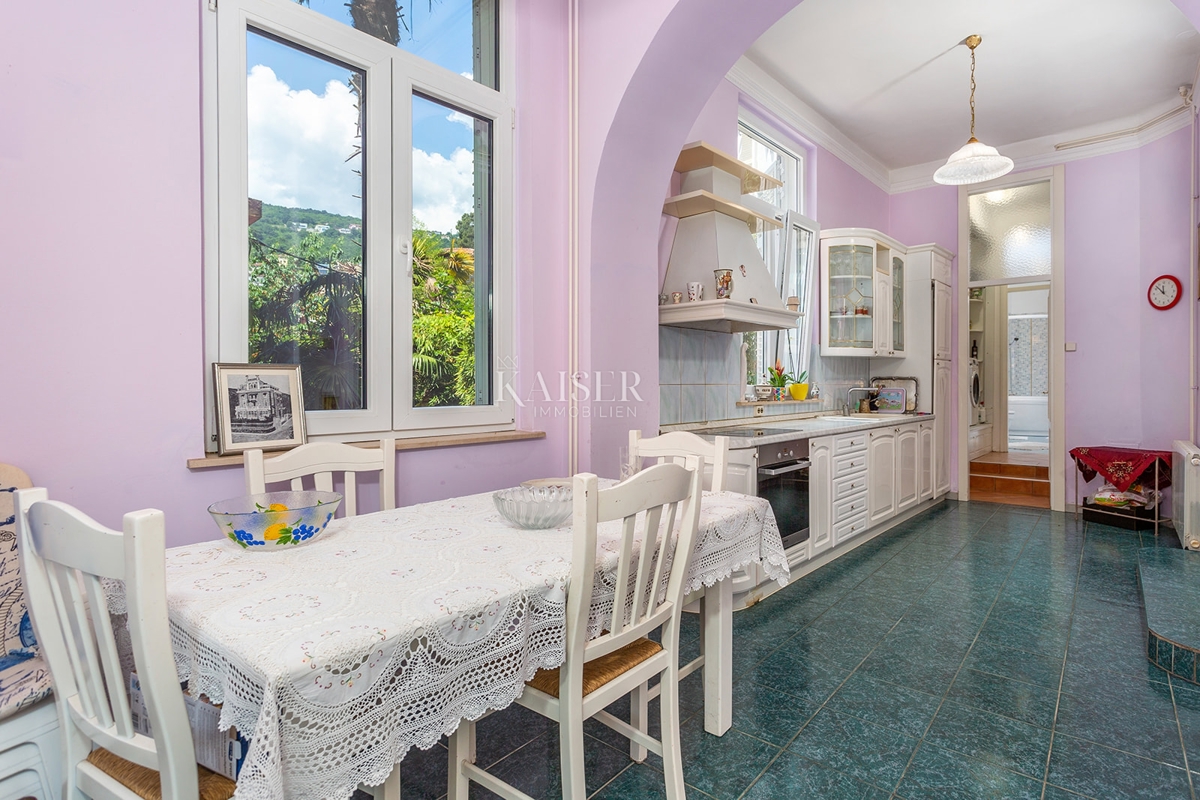 Abbazia - villa al piano terra a 50 metri dal mare