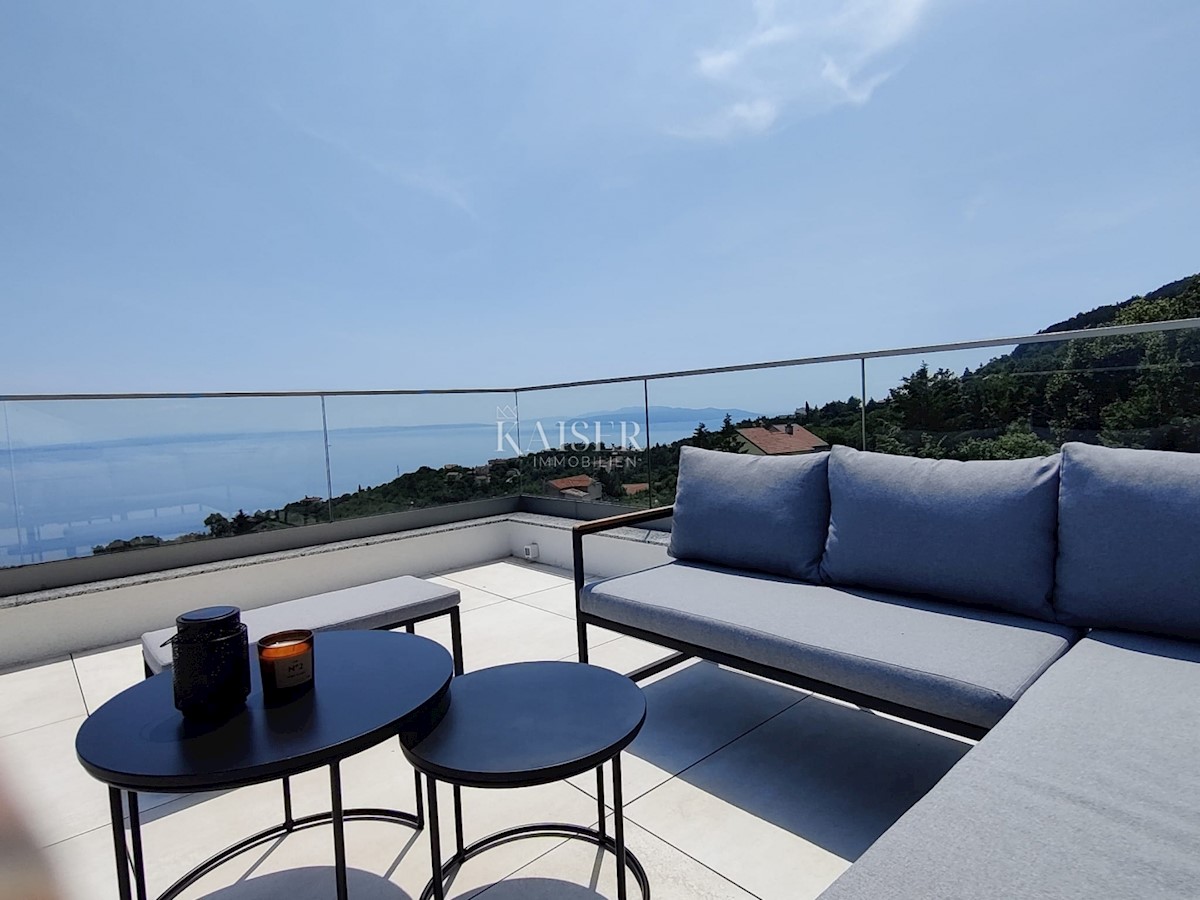 Riviera di Opatija, una villa unica con una vista spettacolare sul mare e sulla città